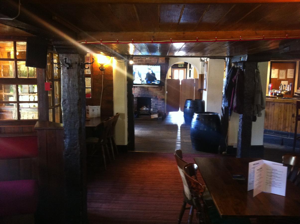 The Coffee Pot Tavern Bed and Breakfast Potterspury Exteriör bild